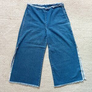 ASOS Split Seam Wide-Leg Cropped Raw Hem Jeans Size 32